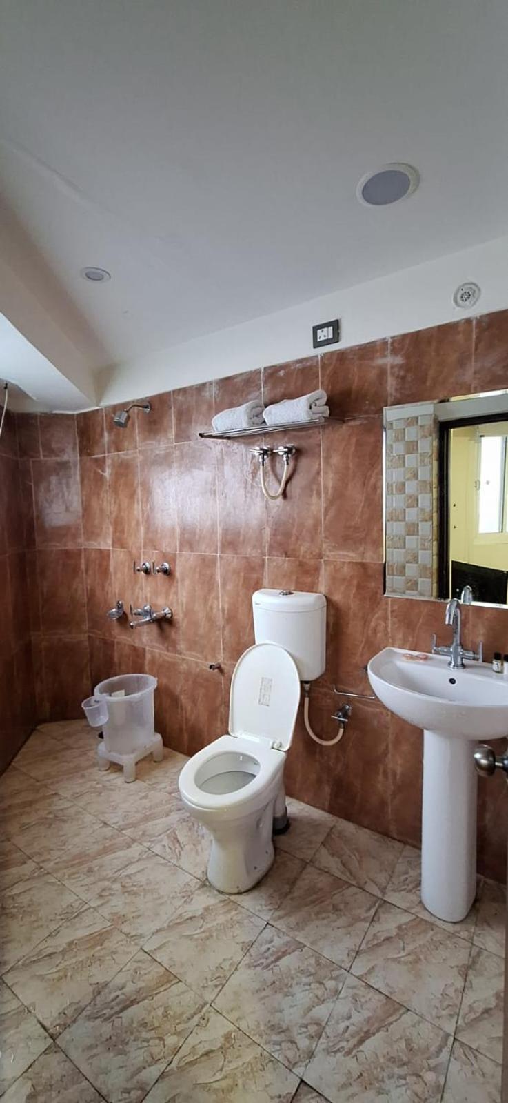 M Hotel And Restaurant McLeod Ganj Εξωτερικό φωτογραφία